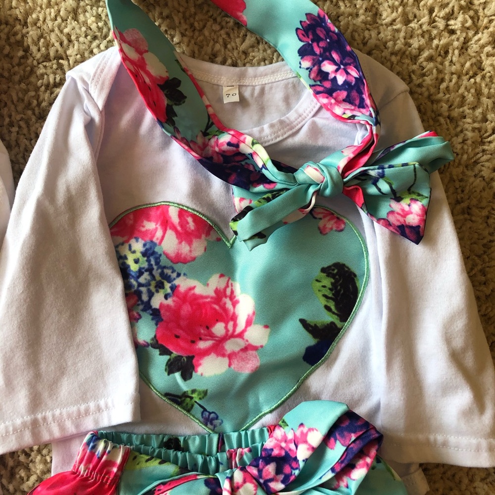 🎊3/$10 Baby Girls 3 Piece Romper Outfits - Picture 3 of 6